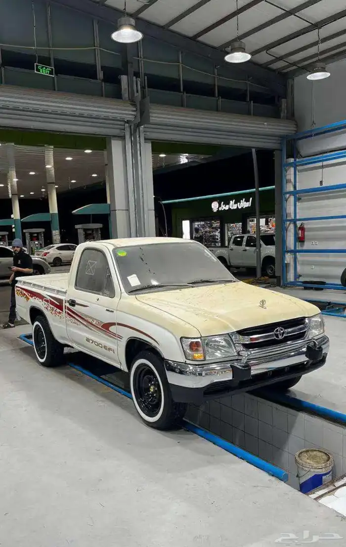 هايلكس 2002 3