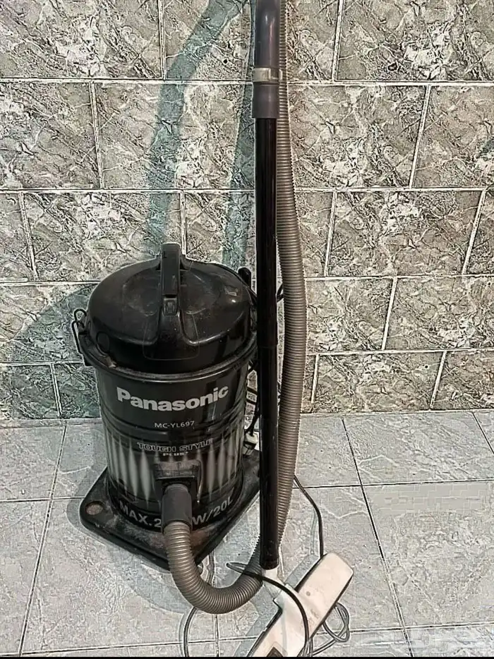 مكنسة كهربائية 0