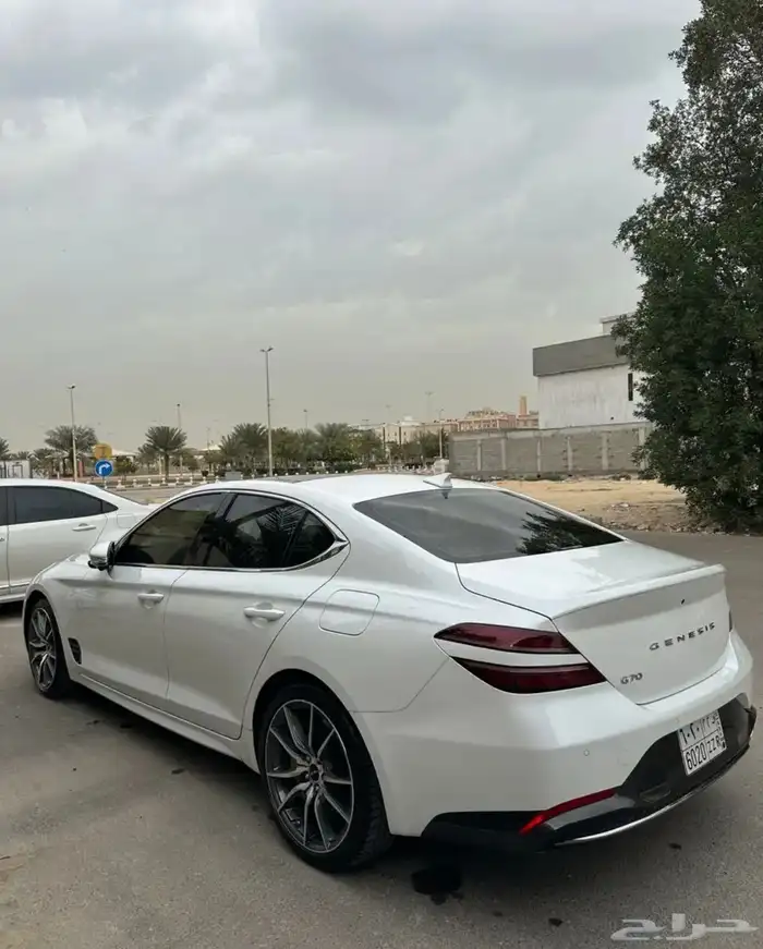 جنسيس G70 برستيج 2024 3