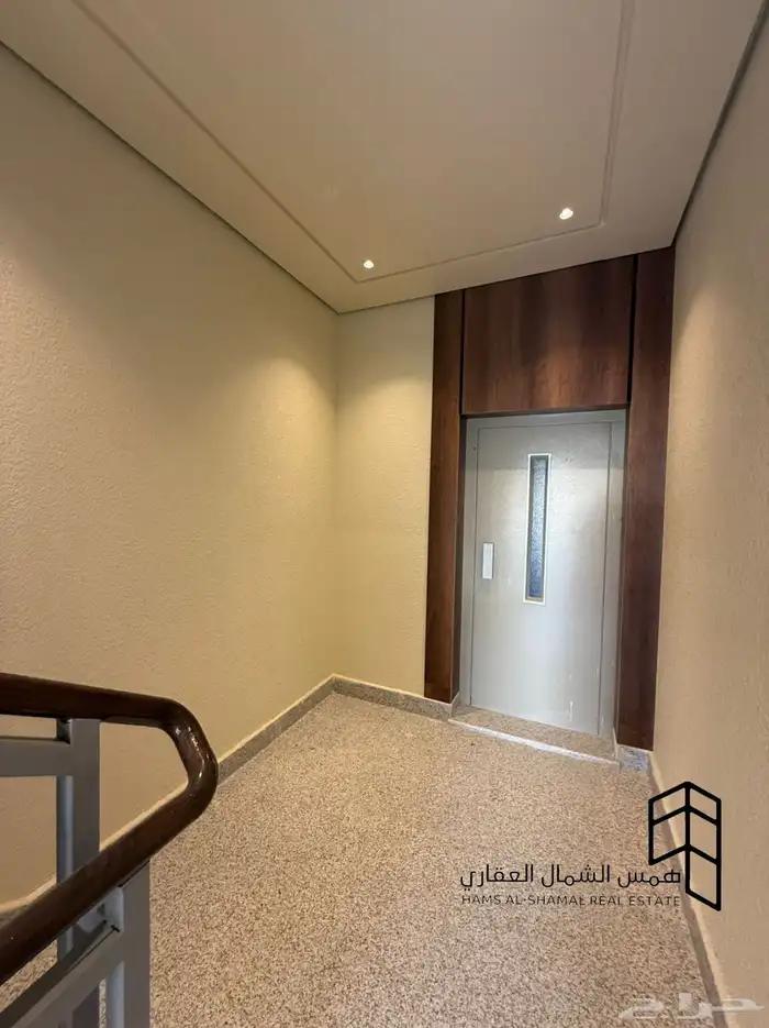 للبيع فلل روف حي البوادي 1