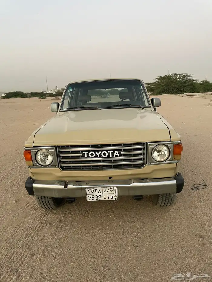 لاندكروزر 82 نظيف مجدد مفحوص جاهز لكل شيء 4