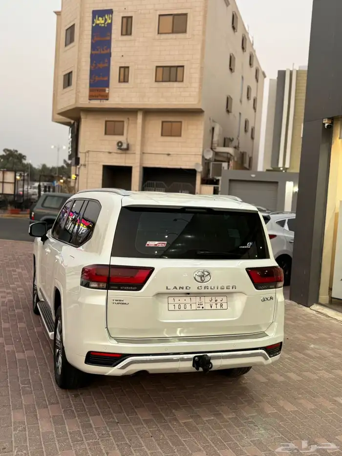 جيب لاندكروزر GXR4 1