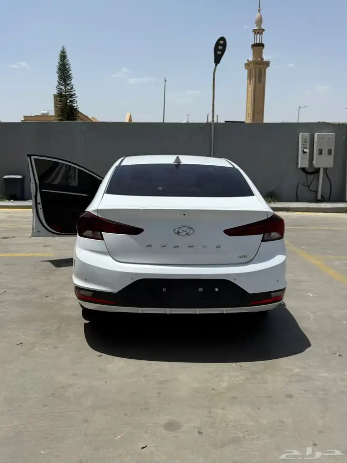 النترا 2020 أفانتي ديزل 17