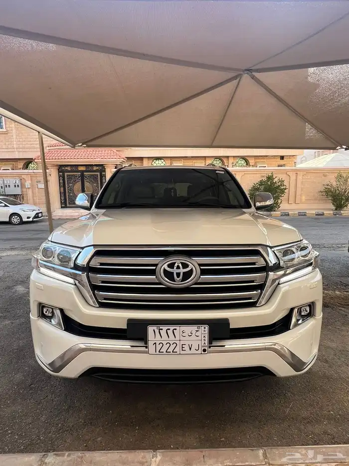 للبيع لاندكروزر VXR 2016 0