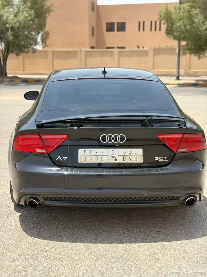 اودي A7 16