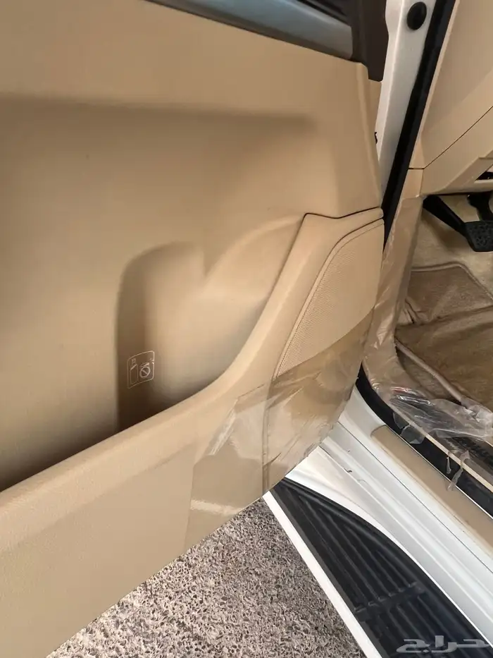 للبيع لاندكروزر VXR 2016 6