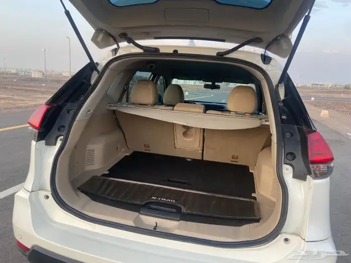 نيسان اكس تريل2020 4