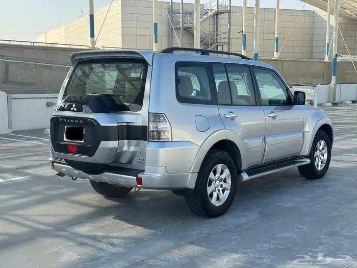 باجيرو مديل 2021 بدي ومحركات وكاله شرط اول مالك من الوكاله 1