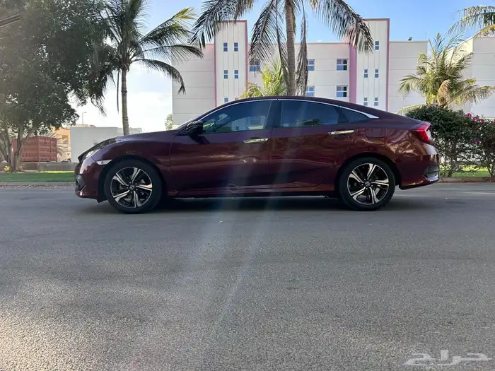 هوندا سيفيك 2018 Honda Civic 5