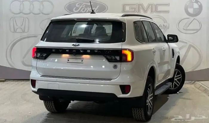 فورد ايفرست2025 بنزين XLS السعر شامل145000 3