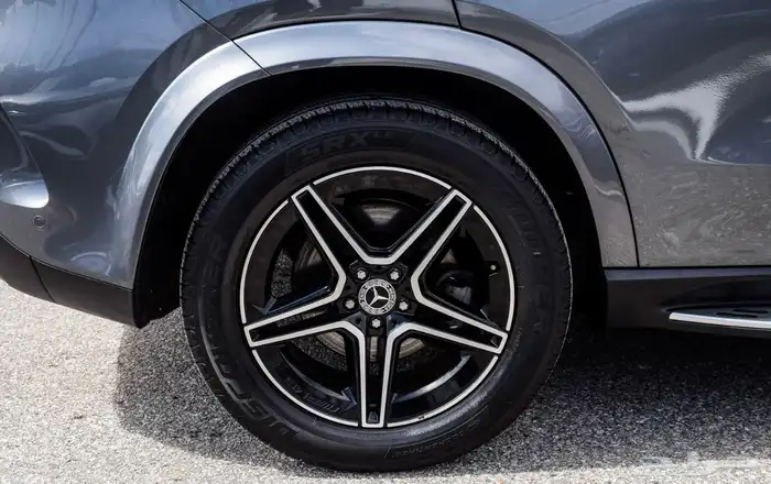 مرسيدس بنز GLE450 موديل 2024 4