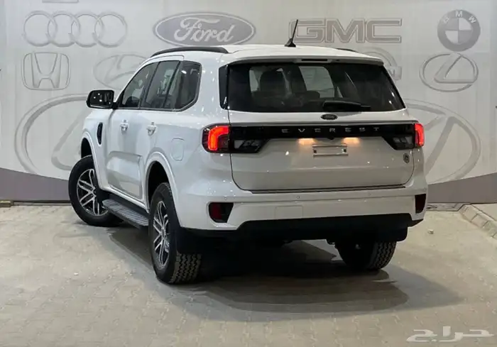 فورد ايفرست2025 بنزين XLS السعر شامل145000 2