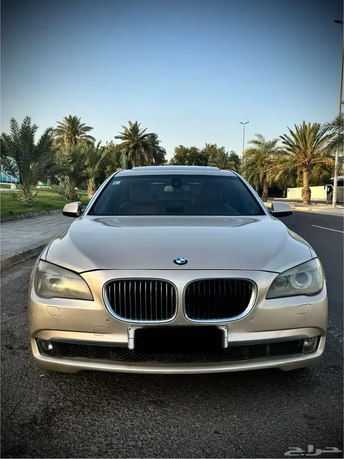 بي ام دبليو 730 2012 2