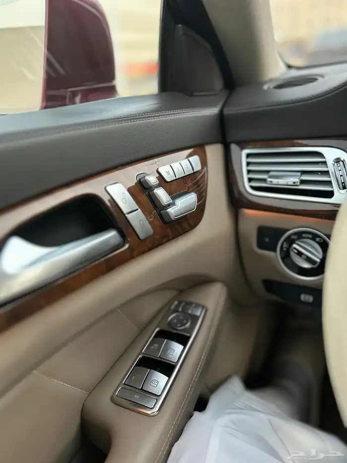 ( CLS 350 2012 ) 12