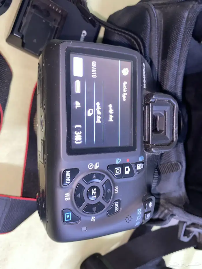 Camera Canon EOS 1100 D 3