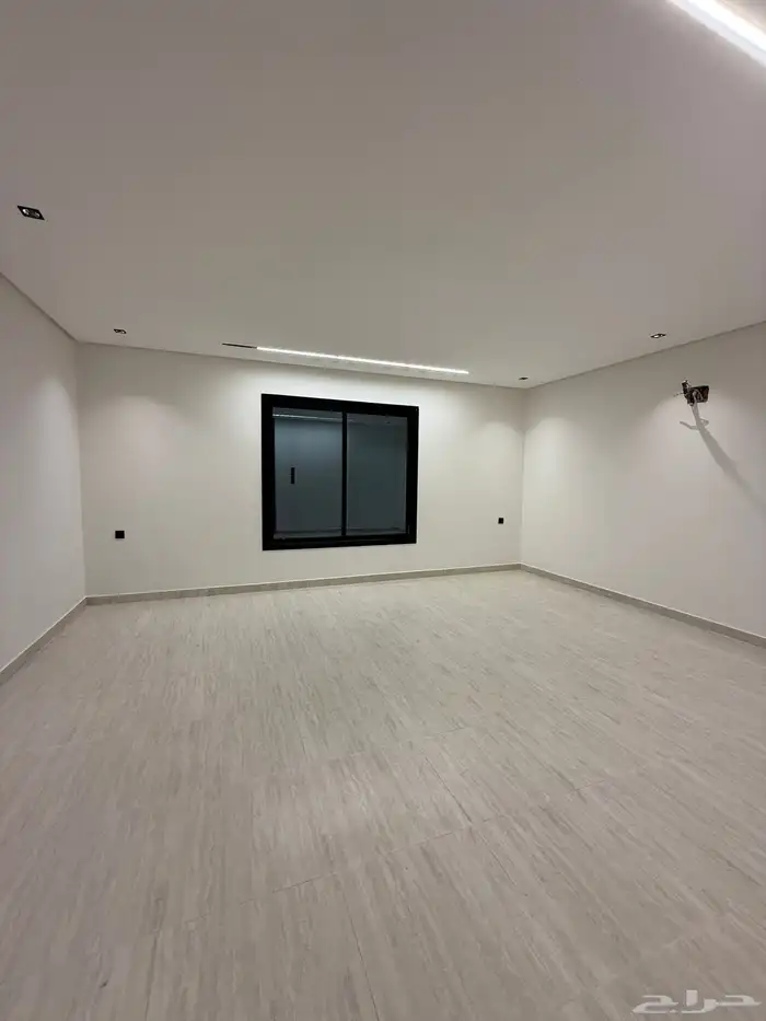 للبيع شقق علويه تشطيب فندقي ف ابها البديع ب 490 الف 5