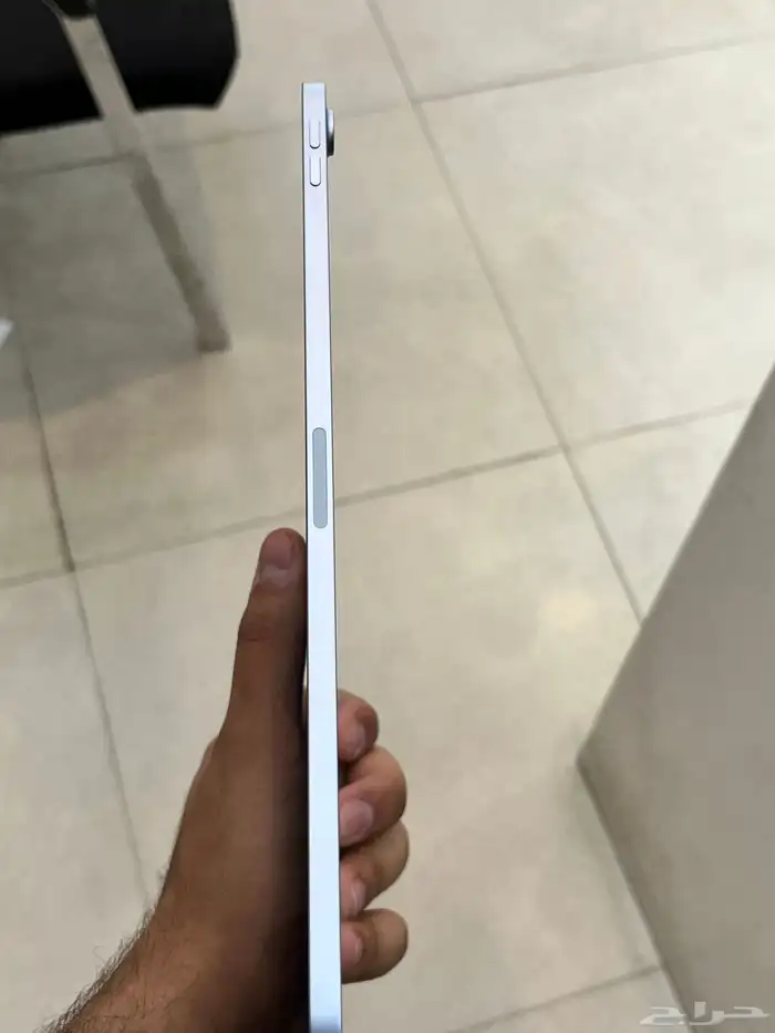 ايباد ابل M2 4