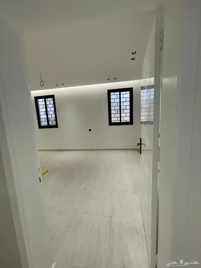 شقة جديده 5غرف3دورات مياه غرفةغسيل صاله 8