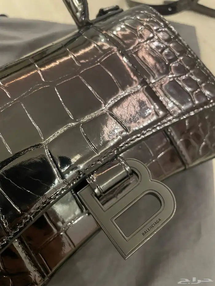 شنطة Balenciaga أصلية.. بالنسياغا 6