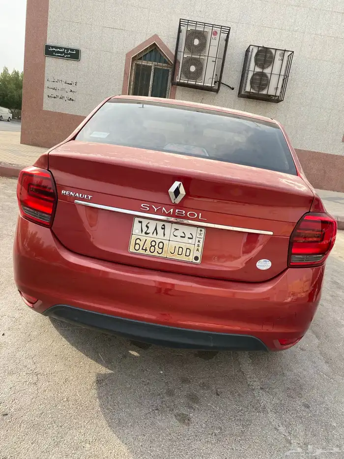 رينو سيمبول 2017. 6