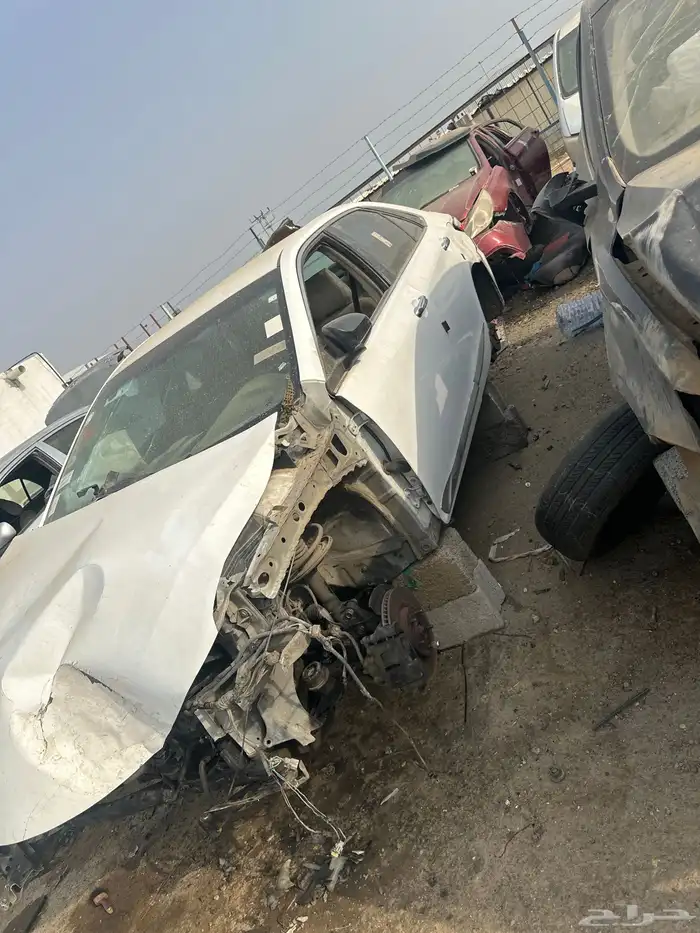 كامري موديل 2017 تشليح للبيع قطع غيار 0