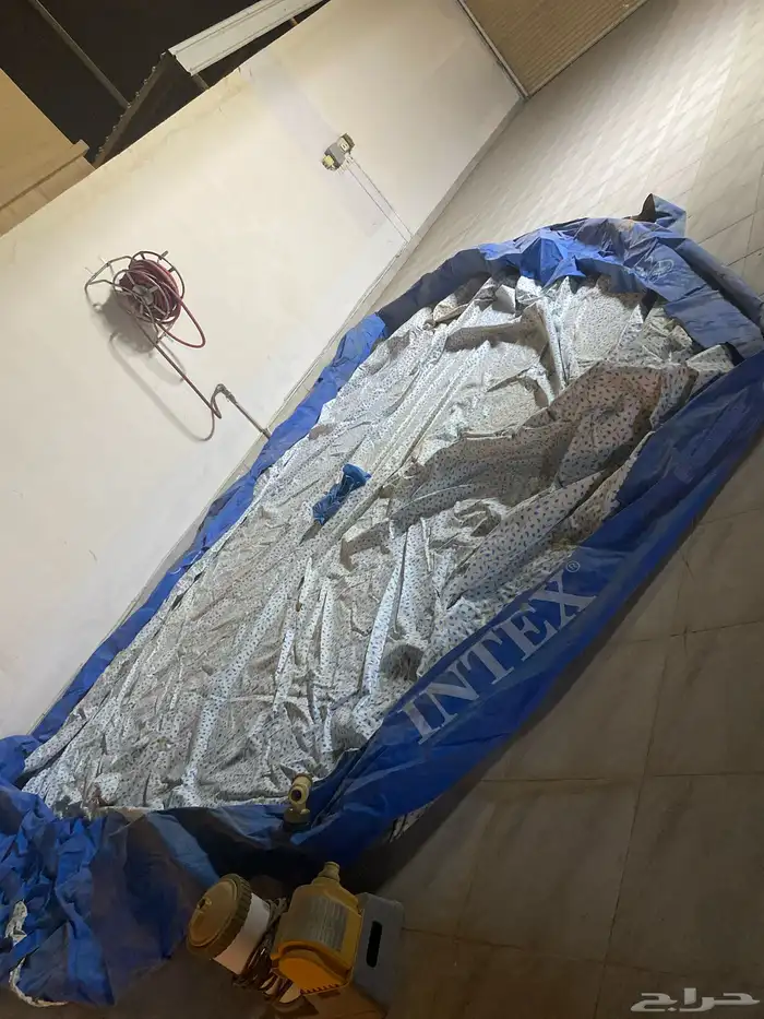 مكيف دولاب مع مسبحين كبير مع كامل اغراضه عماويدو وفلتره. 1