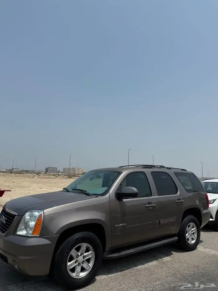 للبيع يوكن 2014 0