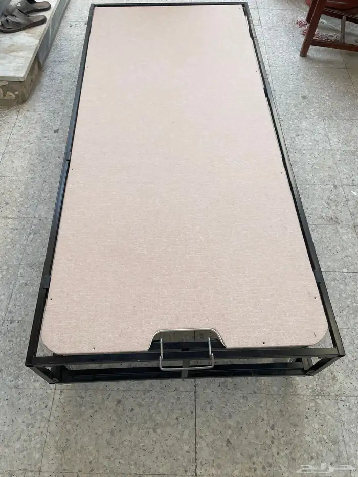 سرير للبيع نفر نفرين 2