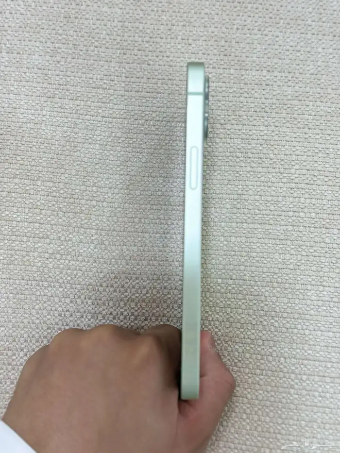 ايفون 12 عادي 4