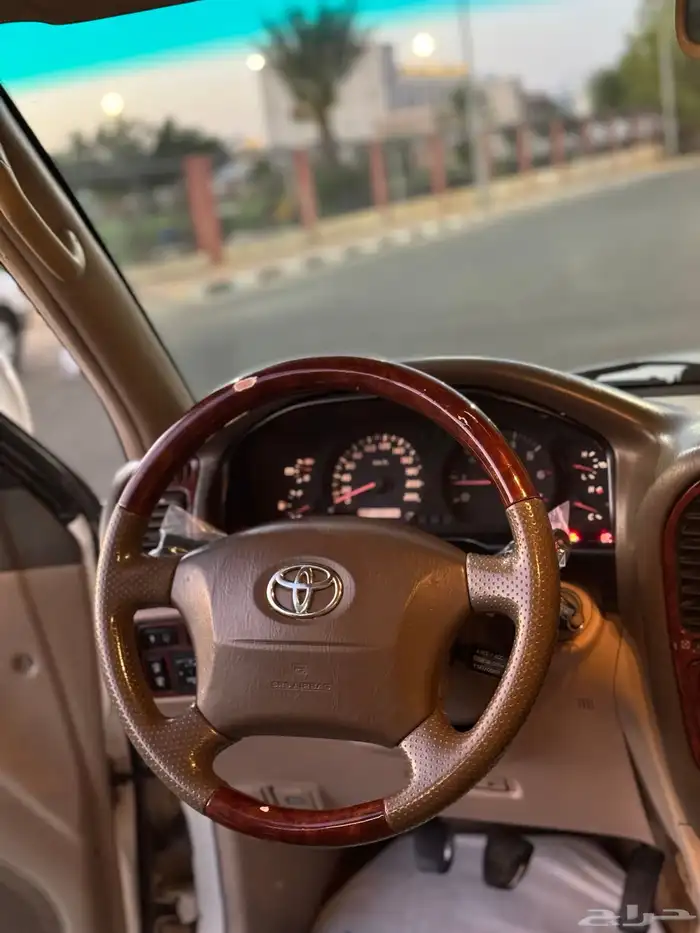 لاندكروزر في اكس ار 8v 11