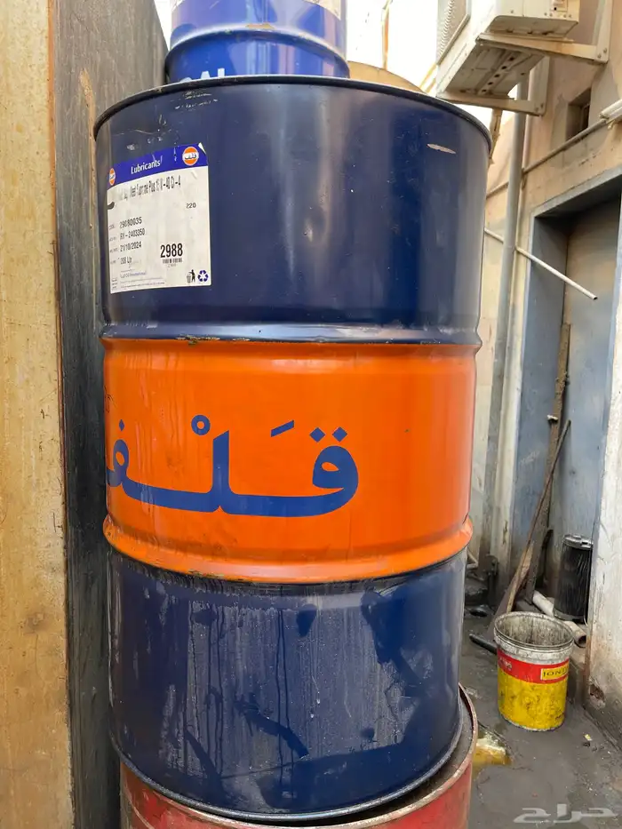 عشر براميل حديد للبيع المستعجل 0