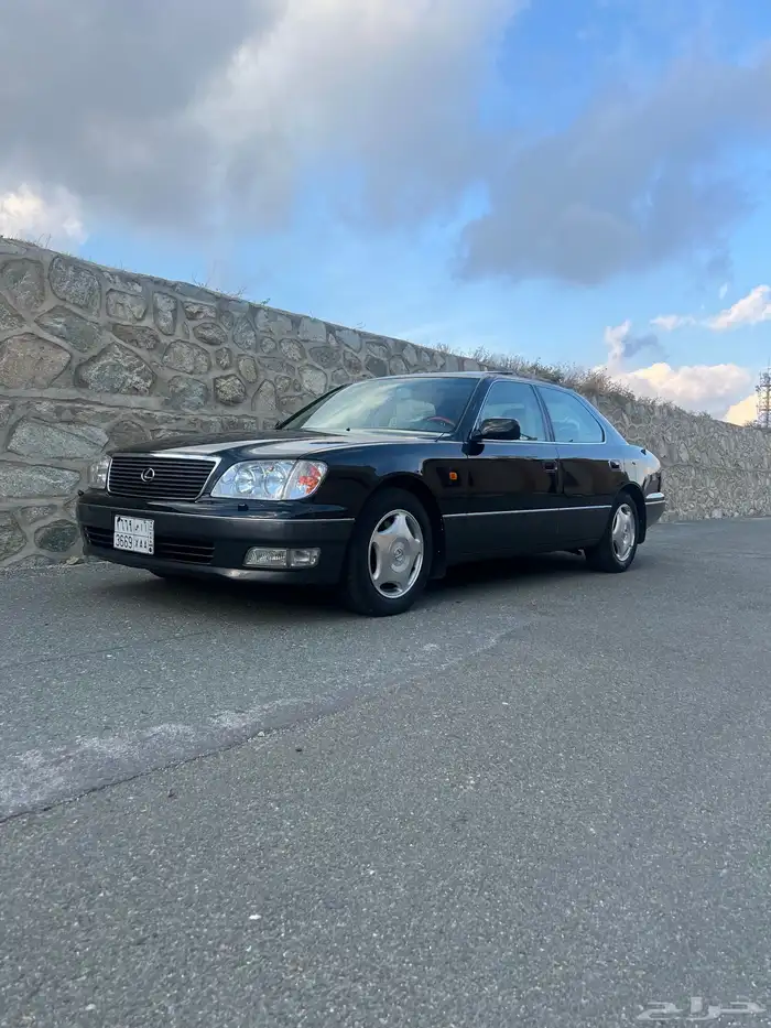 ( مباع ) لكزس LS 400 بودي وكالة 19