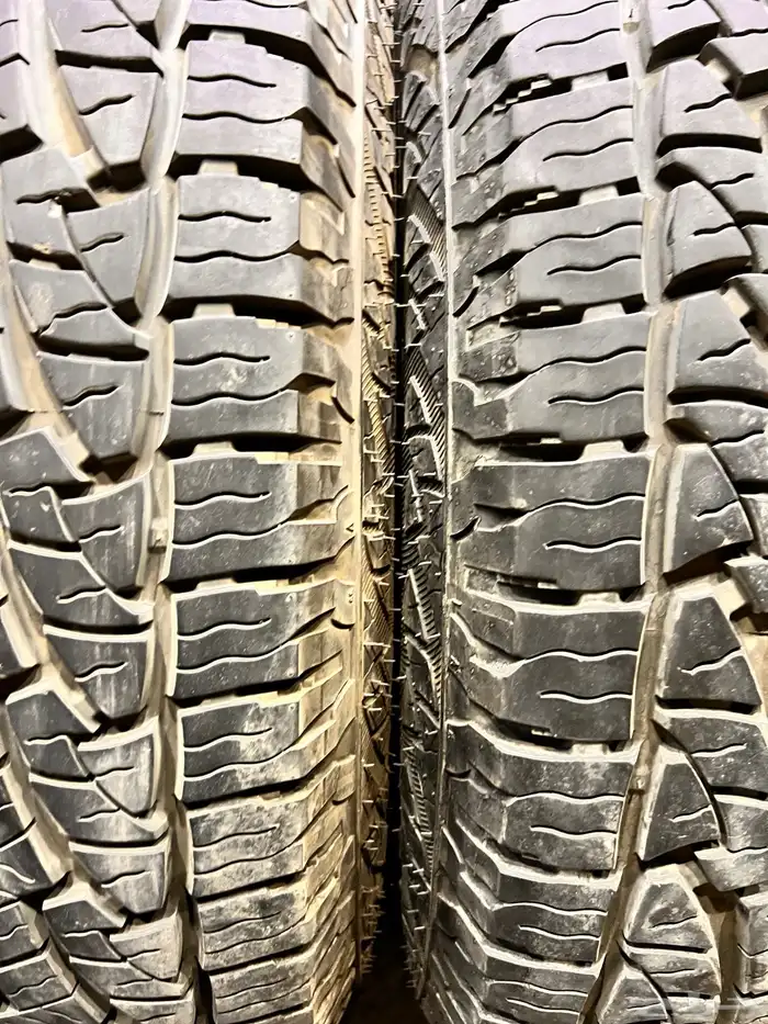 جنوط نيكل فرد f150 مع كفرات ردستون مقاس 285 70 17 5