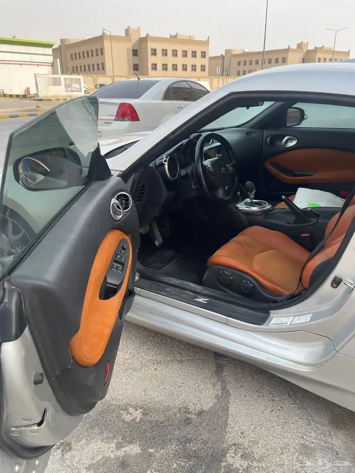 نيسان 370 Z 9