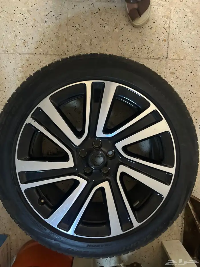 جنوط رنج روفر فئة HSE P400 وكاله 2024 6