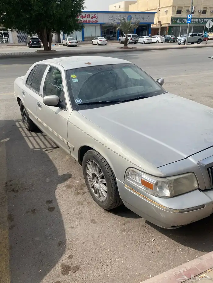 للبيع فورد ماركيز 2008 نقبل البدل 12