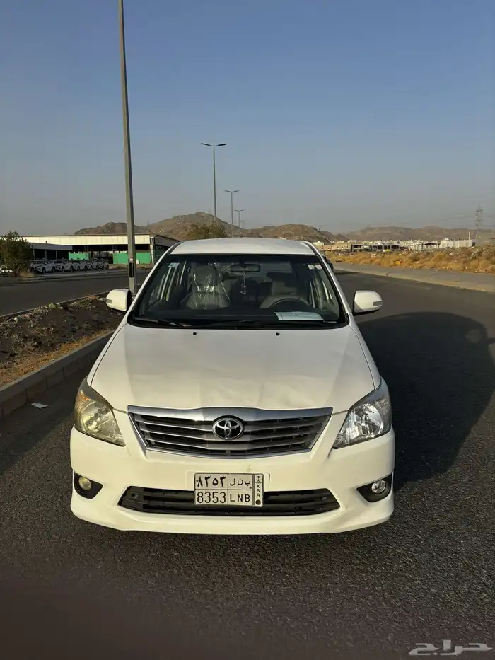 السياره نطيفه جدا 2