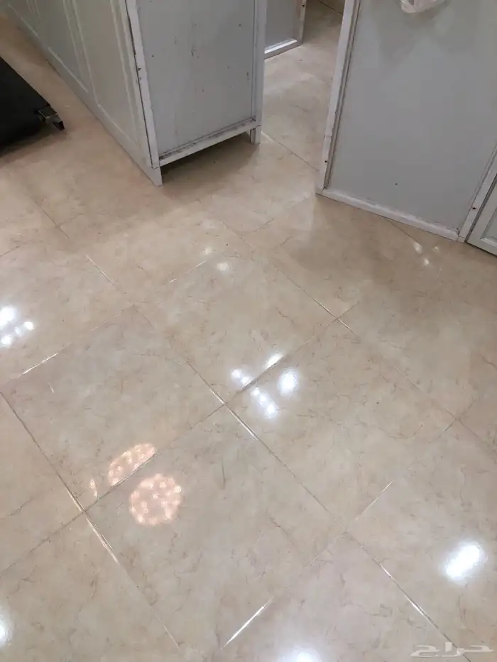 دولاب مطبخ ومكيف اسبليت وسير رياضي 0