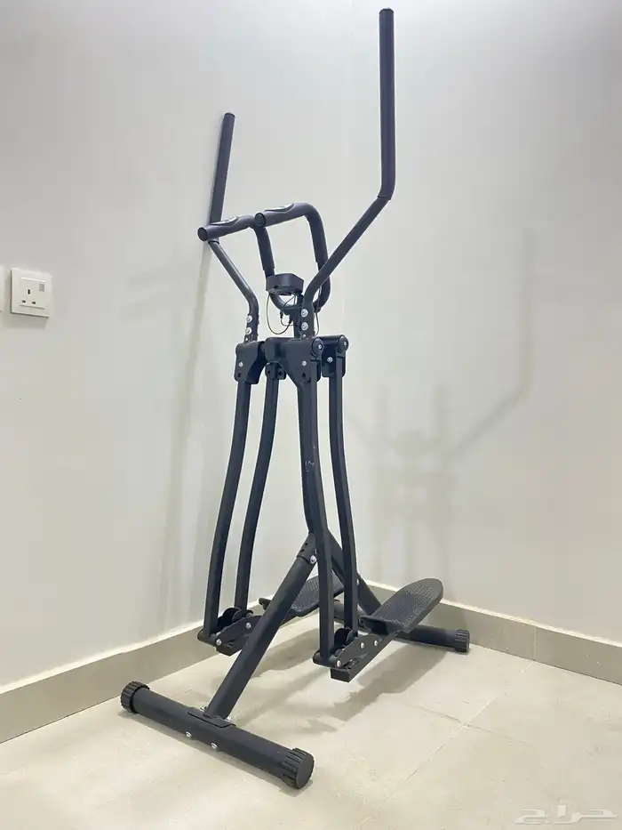 كوايه نضيفه جدا وجهاز رياضي 1
