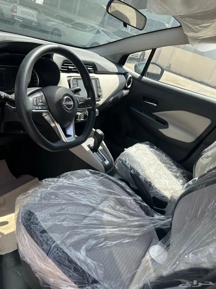 نيسان صني نص فل اللون رمادي موديل 2024 9