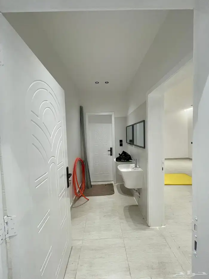 شقة جديده 5غرف3دورات مياه غرفةغسيل صاله 4