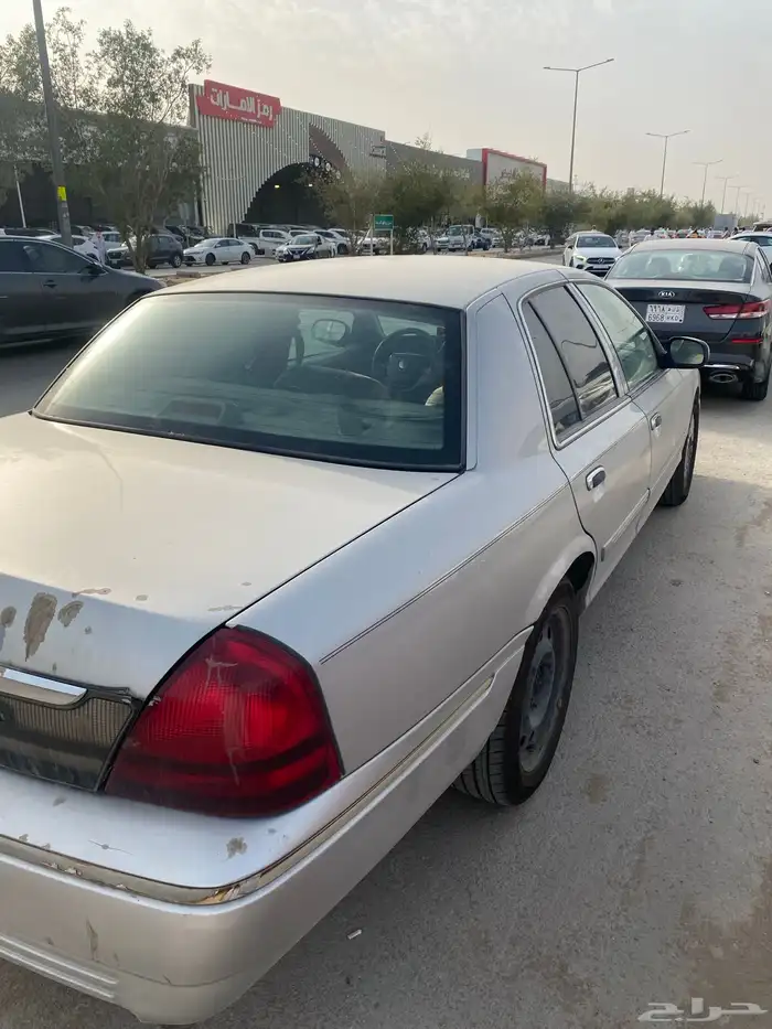للبيع فورد ماركيز 2008 نقبل البدل 11