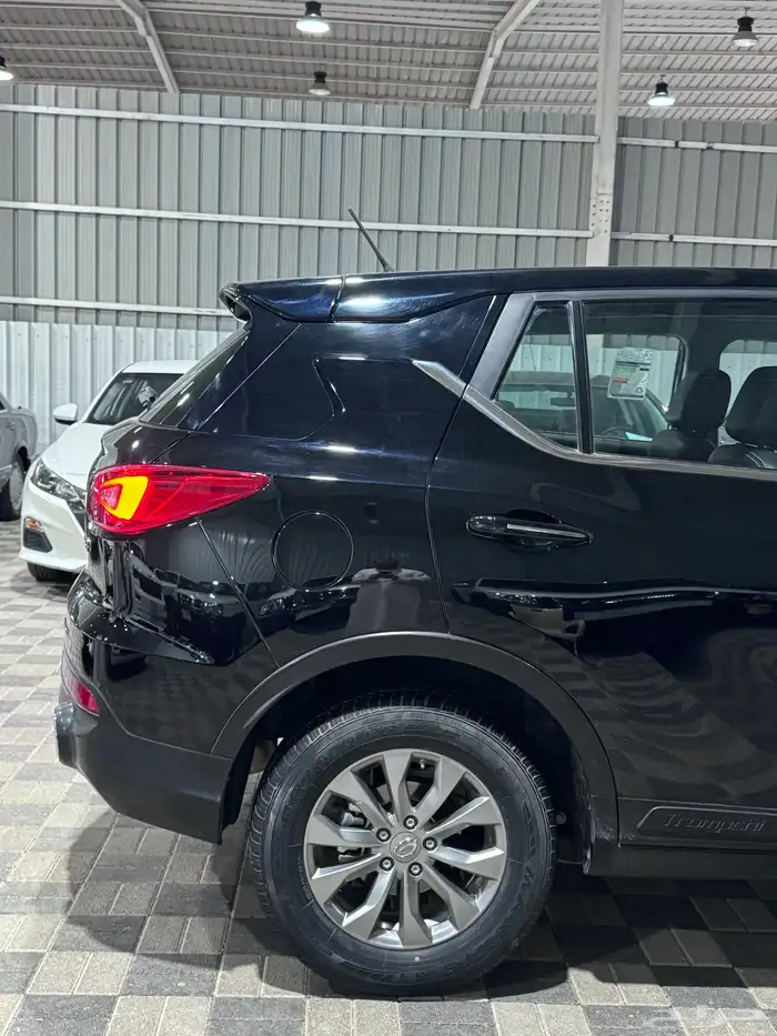 جاك GS3 اسود 2023 نظيف للبيع 5