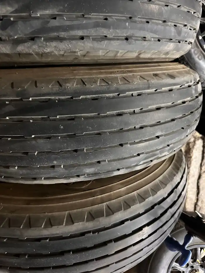 كفرات بالون ماكسس ابو جمل 900 17 12