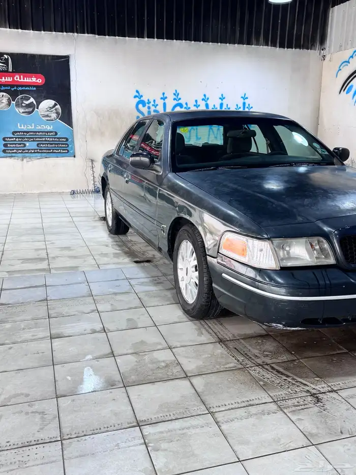فورد فكتوريا 2003 1