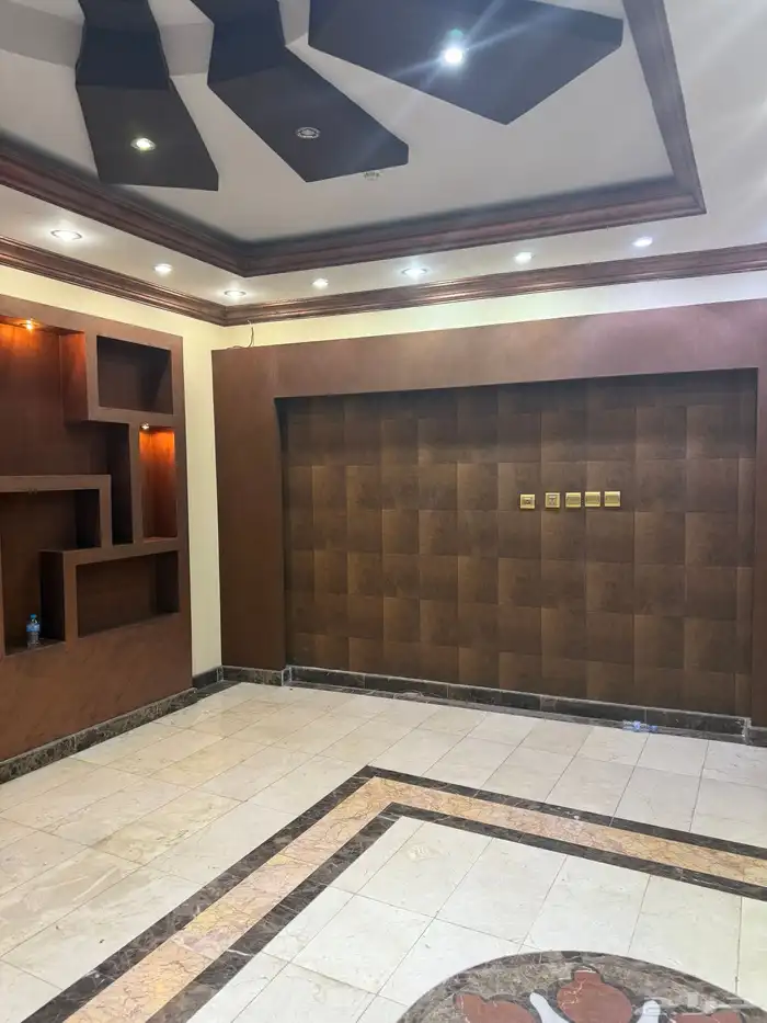 عمارة للإيجار بالكامل على الدائري 7