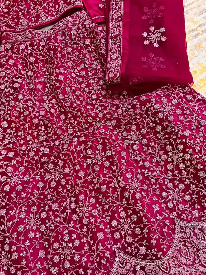 لبس هندي للبيع جديد لم يستخدم المقاس M 0