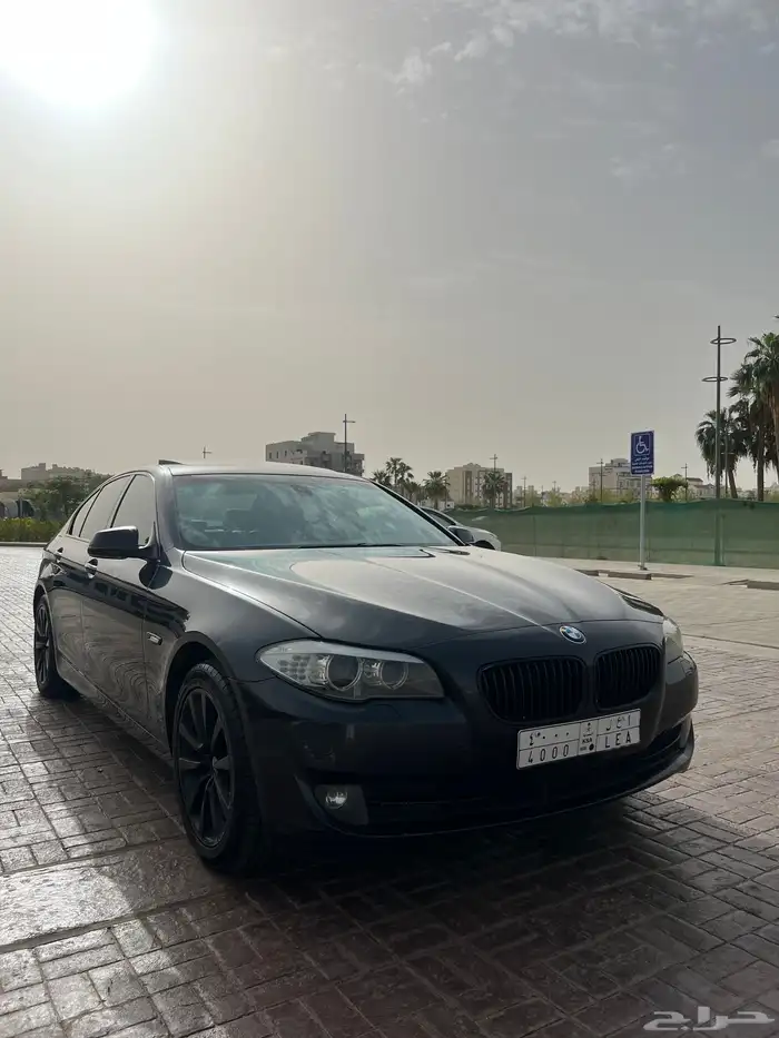 للبيع BMW530 2013 نظيف 1