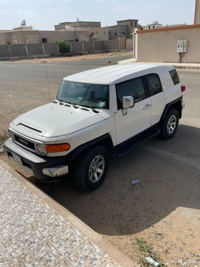 اف جي فل السيارة نضيفة جدا  السوم 130 الف 2
