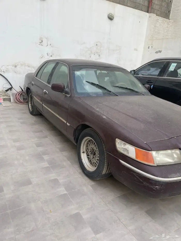 فورد قراند ماركيز 2001 1